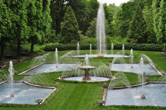 Uma das muitas fontes em Longwood Gardens, na Pennsylvania - Estados Unidos